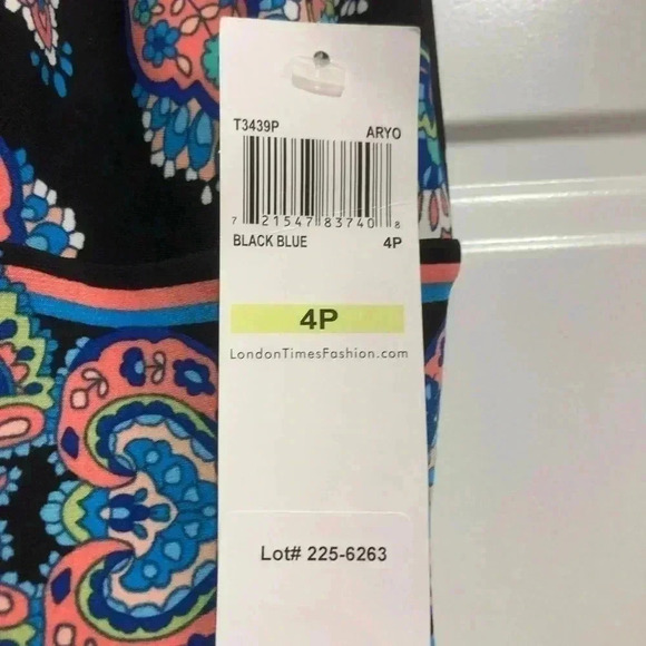 London Times Sleeveless Halter, flare,soft silky stretch,keyhole back,pattern - Picture 9 of 11